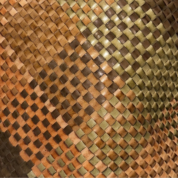 Woven Leather Bucket Bag - NWT - Picture 6 of 7